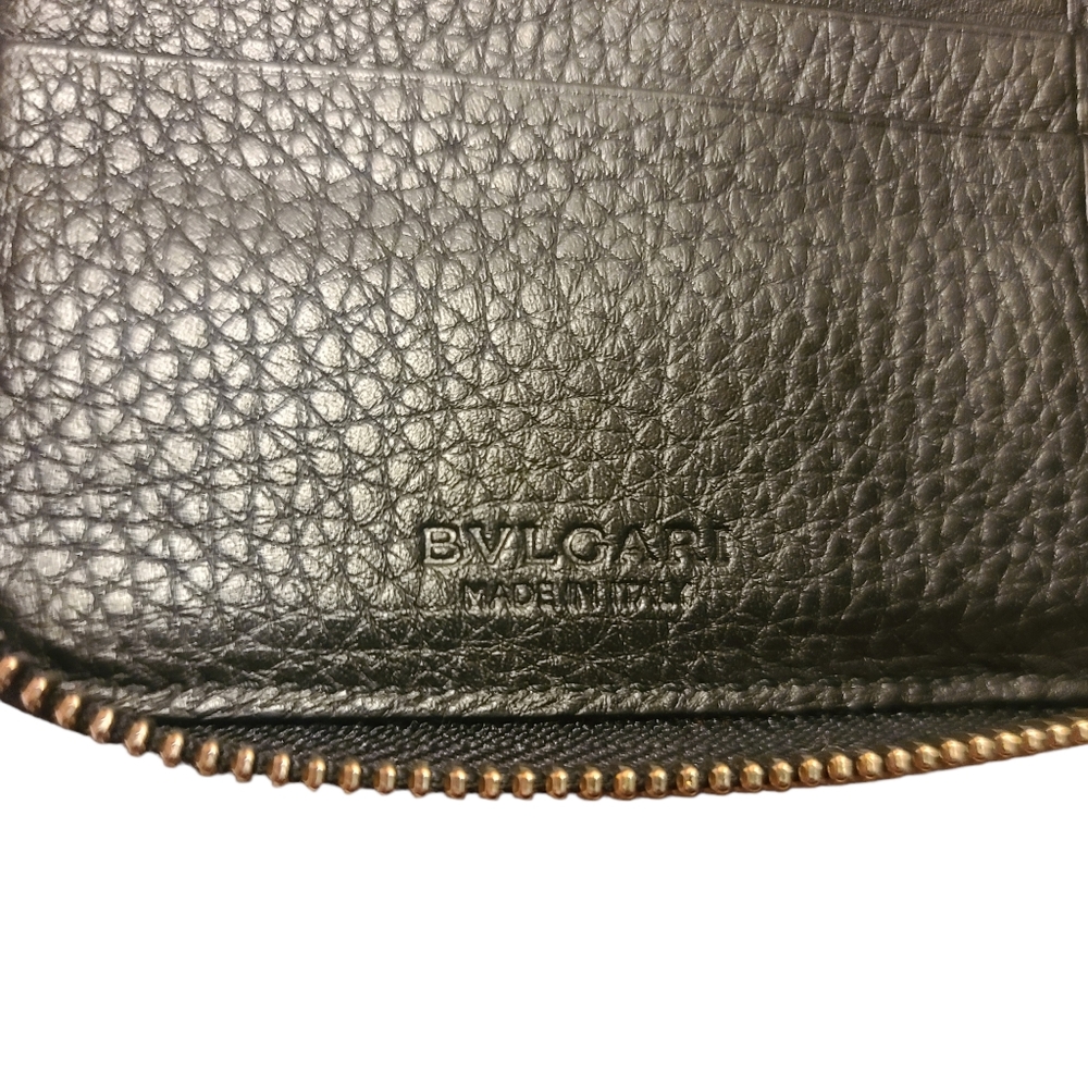 BVLGARI LOGOMANIA CANVAS & LEATHER ZIP WALLET - Picture 6 of 12